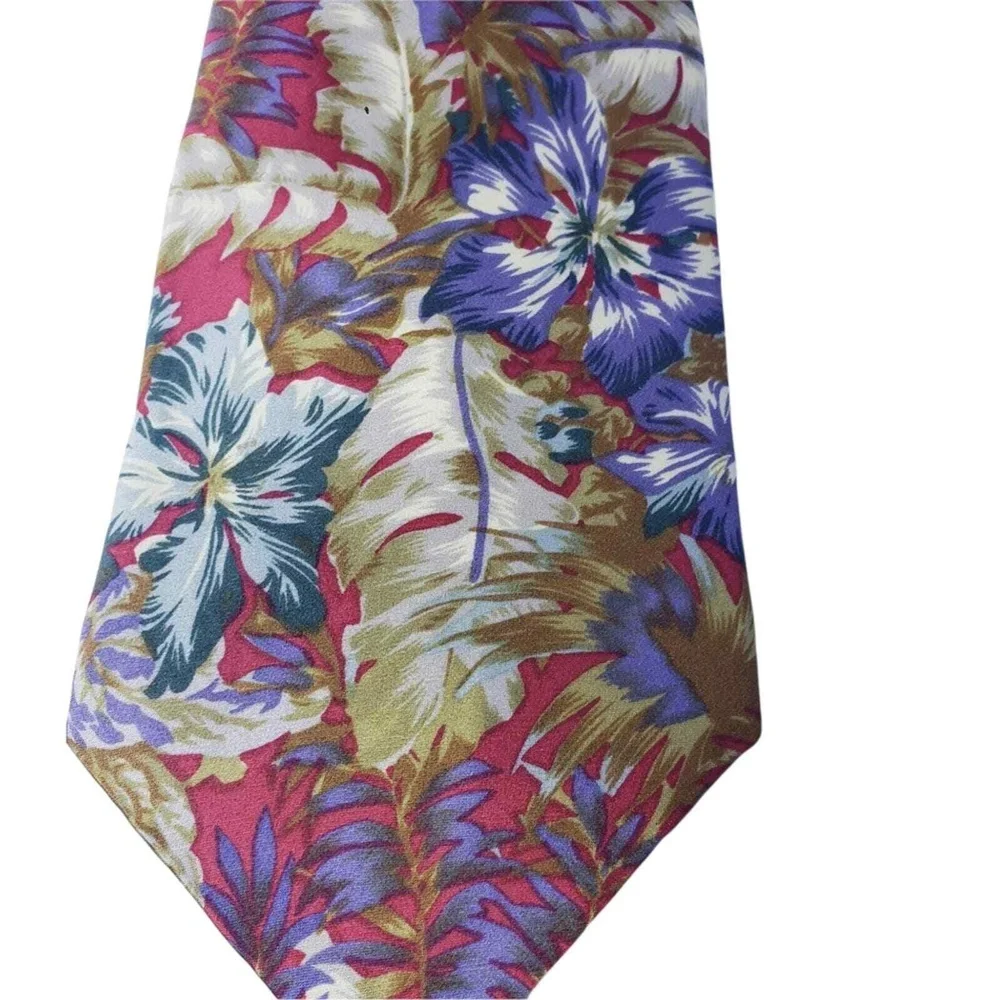 Aquascutum London 100% Silk Floral Pattern Tie Hand Finished‎